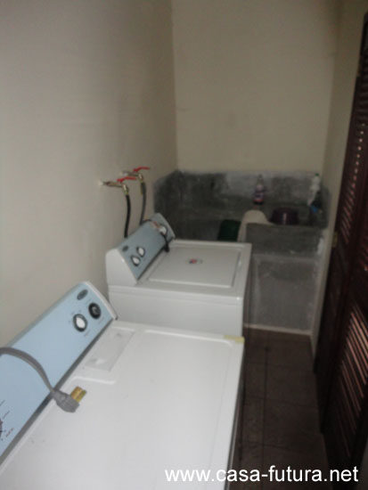 7 Laundry (1)