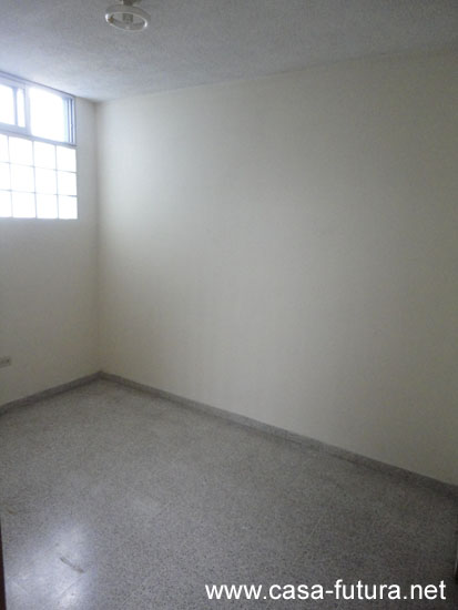 9 Cuarto de Empleada