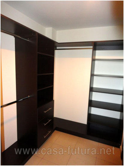 5 Walk In Closet