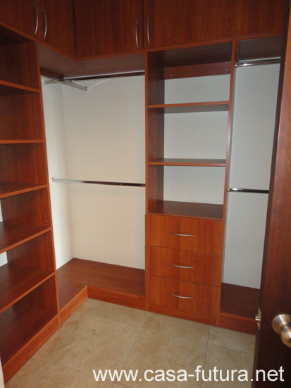 7 Closets (1)