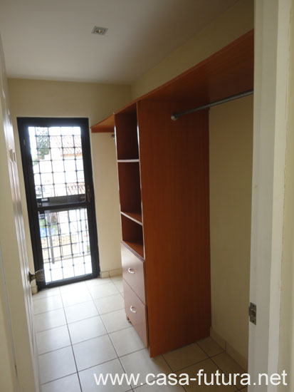 5 Dorm ppal Walk in Closet