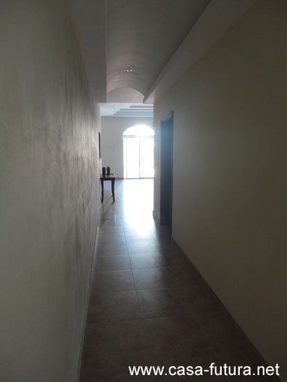 6 PASILLO INTERIOR