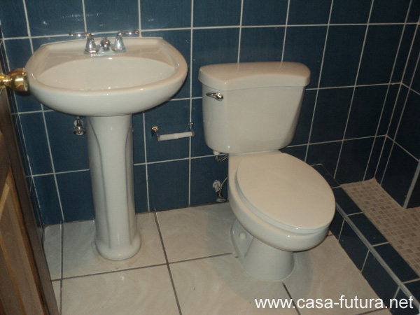 amplios sanitarios