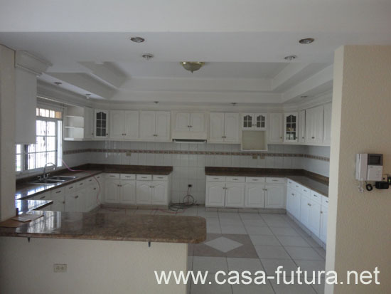 3 Cocina amueblada (1)