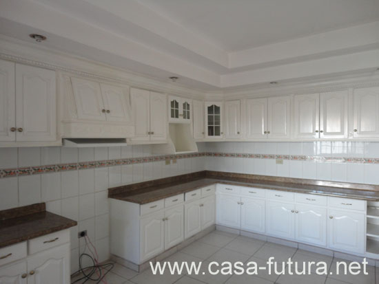 3 Cocina amueblada (3)