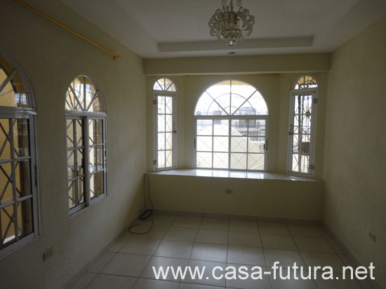 3 Estudio en 1r Nivel