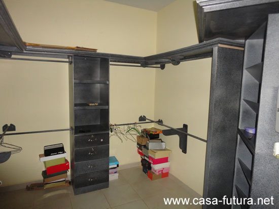 6 Dormitorio 1- Walk In Closet