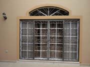 2 Puertas al Exterior-c