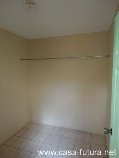 9 CUARTO EMPLEADA