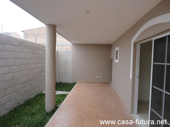 7 Porch Atras (2)