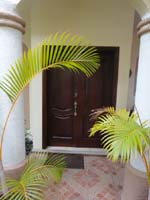 1 Puerta Principal