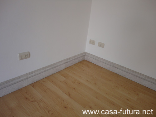 Zocalos de Marmolina