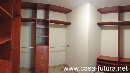5 Dorm Ppal- Walk in Closet (1)