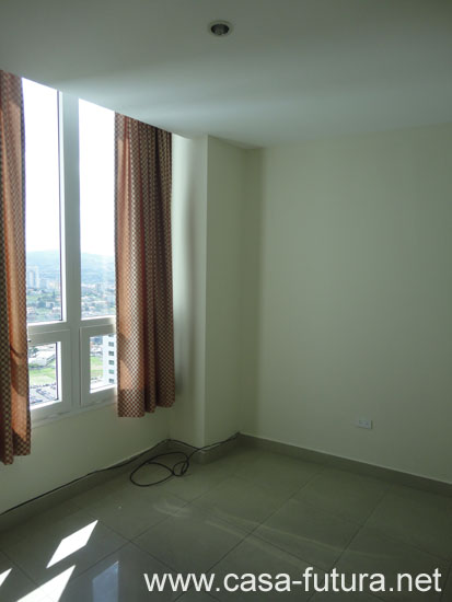 7 Cuarto de Empleada (2)