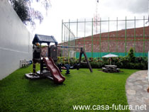8 Area de Juegos Infantiles