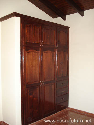 Closet 2