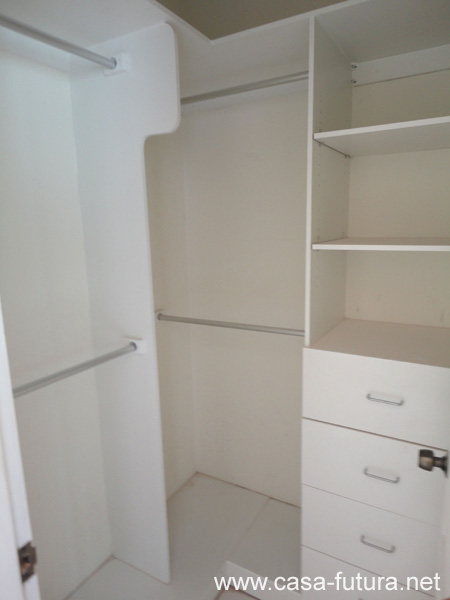 5-Walk In CLoset
