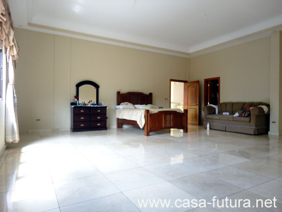 5 Dormitorio ppal 2