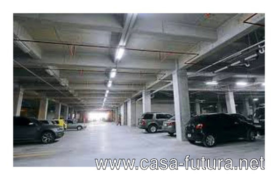 4 City Mall Parqueo